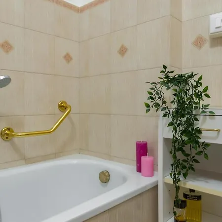 Elegante E Raffinato In Zona Crocetta Apartment *