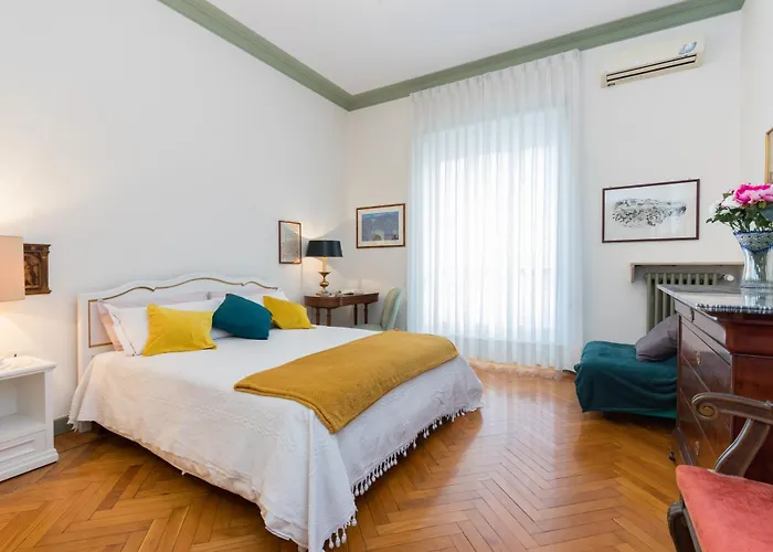 Elegante E Raffinato In Zona Crocetta By Wonderful Italy トリノ