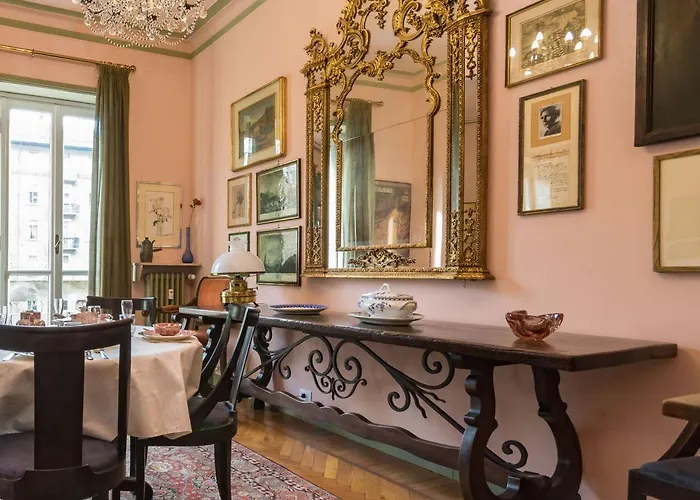 Elegante E Raffinato In Zona Crocetta By Wonderful Italy アパート